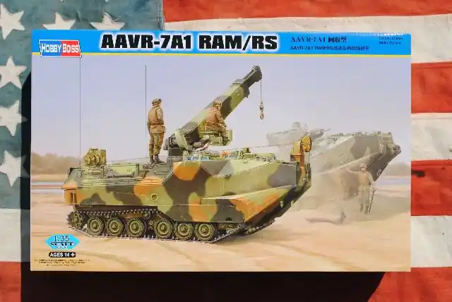 Hobby Boss 82417 AAVR-7A1 Assault Amphibian Vehicle RAM/RS Betrouwbaar